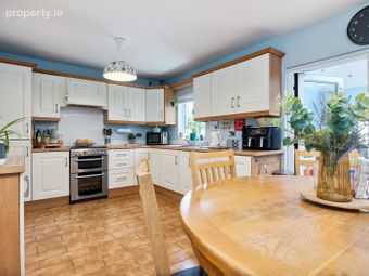 70 Willow Wood Grove, Hartstown, Dublin 15 - Image 5