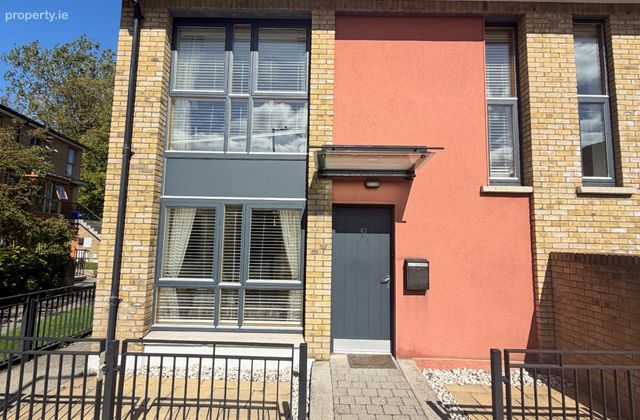 43 Milltown Avenue, Mount Saint Annes, Milltown, Dublin 6 - Click to view photos