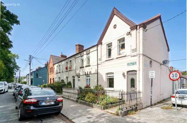 1 Gertrude Terrace, Lower Dargle Road, Bray, Co. Wicklow - Click to view photos