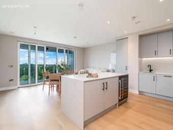 8th Floor Apartment, The Gardens, Merrion, Dublin 4