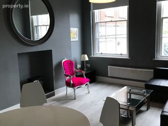 Apt 1, 10 Gardiner Place, D01 R156, Dublin 1 - Image 2