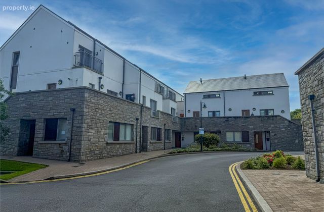 171 Caireal Mor, Headford Road, Castlegar, Galway, Castlegar, Co. Galway - Click to view photos