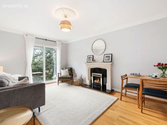 118 Kerrymount, Kilgobbin Wood, Castle Court, Dublin 18, Dublin 18 - Image 2