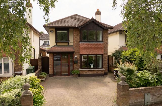 10 Stonepark Abbey, Rathfarnham, Willbrook, Dublin 16 - Click to view photos