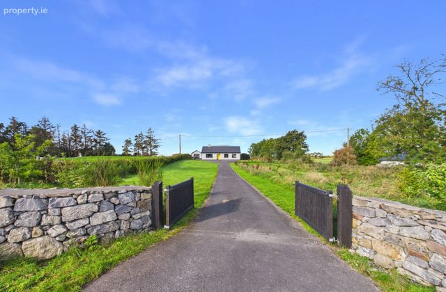 Lickerrig, Craughwell, Co. Galway - Click to view photos