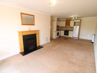 20 Annaly Close, Block 7b, Ongar, Dublin 15 - Image 3