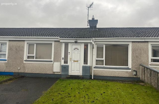 24 Meadowbank Park, Letterkenny, Letterkenny, Co. Donegal - Click to view photos