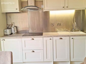 Flat 3, 3/4 Saint Francis Street, Woodquay, Co. Galway - Image 3
