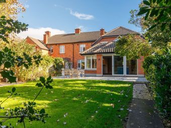 7 Richview Villas, Clonskeagh Road, Clonskeagh, Dublin 14 - Image 2