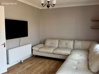 28 Fern Way, Classes Lake, Ballincollig, Co. Cork - Image 3