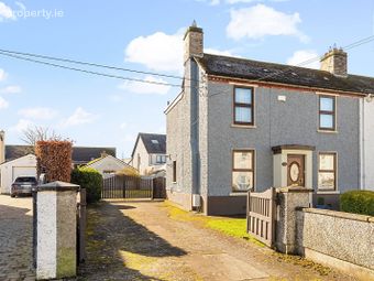 53 Dodsborough Cottages, Lucan, Co. Dublin