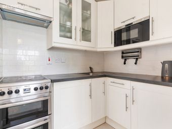 33 The Oaks, Stradbrook Hill, Blackrock, Co. Dublin, Blackrock, Co. Dublin - Image 5