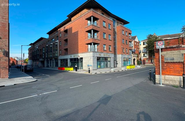 Apartment 9 Newmarket Hall, Newmarket Square, Dublin 8, Dublin 8 - Click to view photos