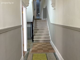 Apartment 3, 10 North Mall, Sunday\'s Well, Co. Cork - Image 2