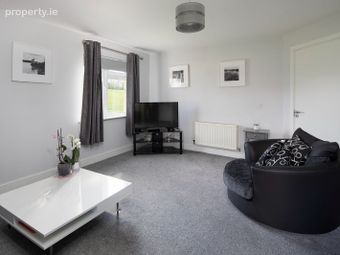 Apartment 3, Ivy Court, Broomfield Village, Midleton, Co. Cork - Image 4
