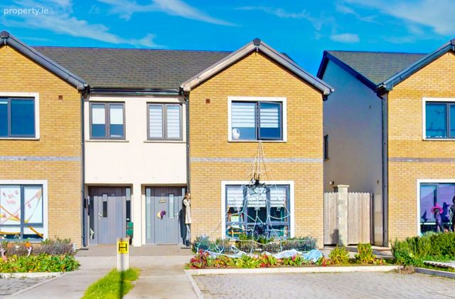 20 The Drive, Bryanstown Wood, Drogheda, Co. Meath - Click to view photos