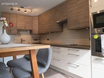 2 Russell Grove, Russell Square, Dublin 24, Jobstown, Dublin 24 - Image 5