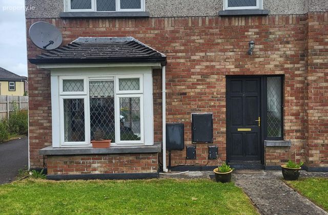 Castle Avenue Kilminchy, Portlaoise, Co. Laois - Click to view photos