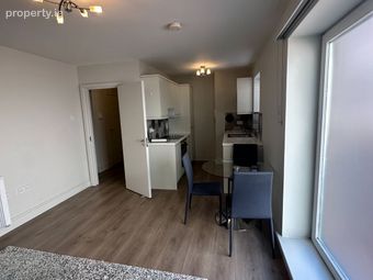 Apartment 8, Shaw Court, Portobello, Dublin 8 - Image 3