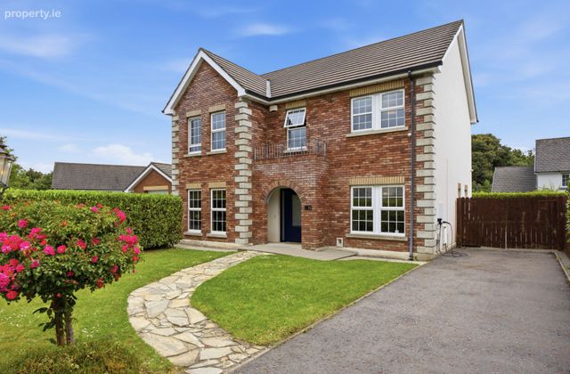 11 Moat Lane, Knocksedan Demesne, Brackenstown, Swords, Co. Dublin - Click to view photos