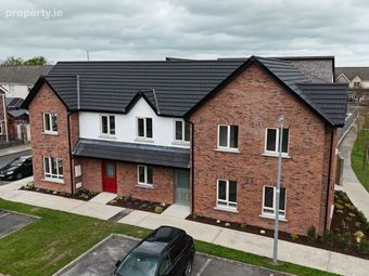2 Latchford Gardens, Castaheany, Clonee, Dublin 15 - Image 3