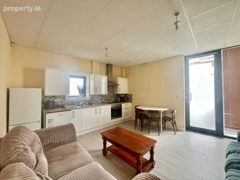Apartment 6, Millennium House, Galway Road, Ardnadoman, Co. Galway - Image 2