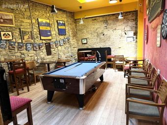 Lilly O`briens Public House &amp; Apartments, Castle Street, Roscrea, Co. Tipperary, Roscrea, Co. Tipperary - Image 5