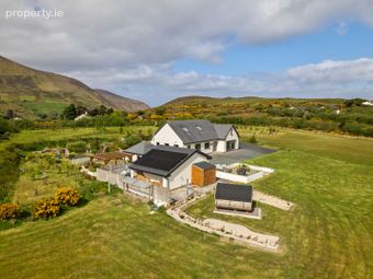 Coolnaharragill Upper, Mountain Stage, Glenbeigh, Co. Kerry - Image 2