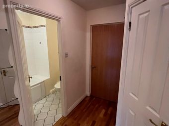 Apt 14, Manor Hall, Mount Brown, D08 E9F9, Dublin 8 - Image 5
