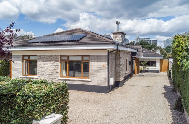18 Dornden Park, Booterstown, Co Dublin, Booterstown, Co. Dublin - Click to view photos