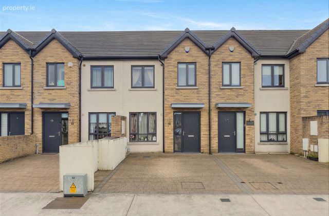 15 Cluain Adain Rise, Navan, Co. Meath - Click to view photos
