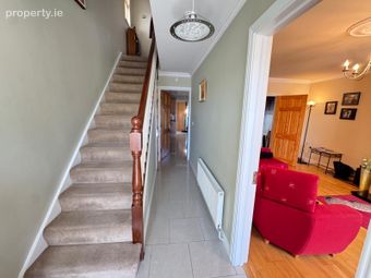 17 Ross &Aacute;rd, Monksland, Athlone, Co. Roscommon - Image 2