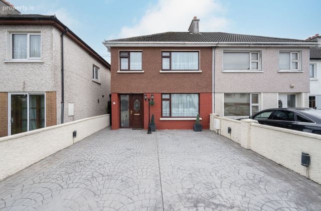 87 Donscourt, Bishopstown, Wilton, Co. Cork - Click to view photos