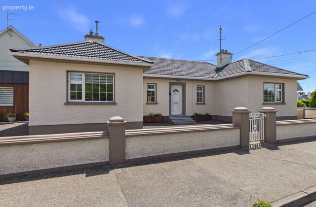 1 Lake Road, Loughrea, Co. Galway, Loughrea, Co. Galway - Click to view photos