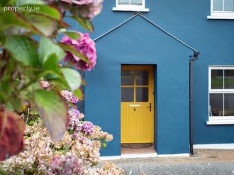 6 The Courtyard, Baltimore, Co. Cork - Image 3