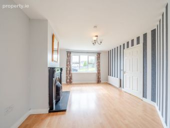 78 Manor Village, Westport Road, Castlebar, Co. Mayo - Image 4
