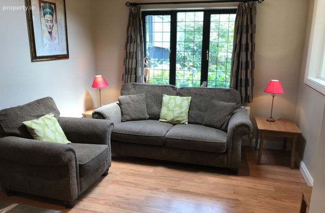 3 Km Outside Kilmuckridge Village, Kilmuckridge, Co. Wexford - Click to view photos