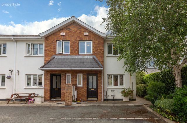 5 Patrick Court, Patrick Street, Dun Laoghaire, Co. Dublin - Click to view photos