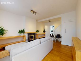 7 Saint Joseph's Place, Prussia Street, Stoneybatter, Dublin 7 - Image 2