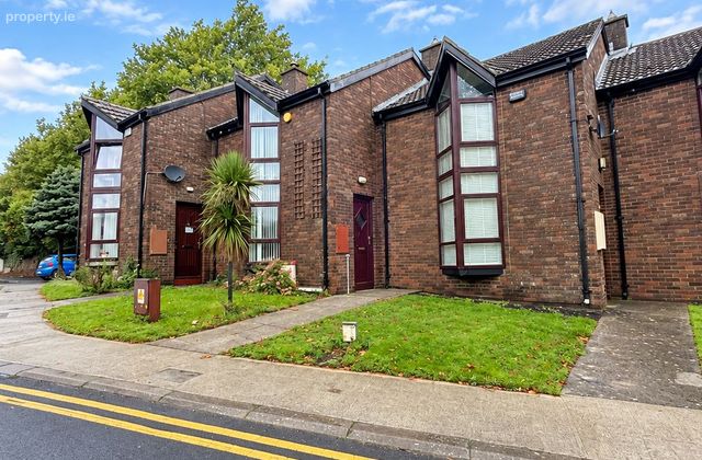 6 Manor Court, Cork Road, Waterford City Centre, Co. Waterford - Click to view photos