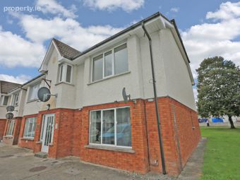 22 Town Court, Shannon, Clare, Shannon, Co. Clare - Image 2
