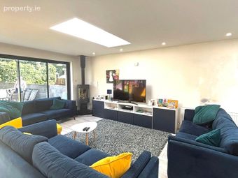 Saint Pappin Green, Glasnevin, Dublin 11 ( Short Term ), Glasnevin, Dublin 11 - Image 2