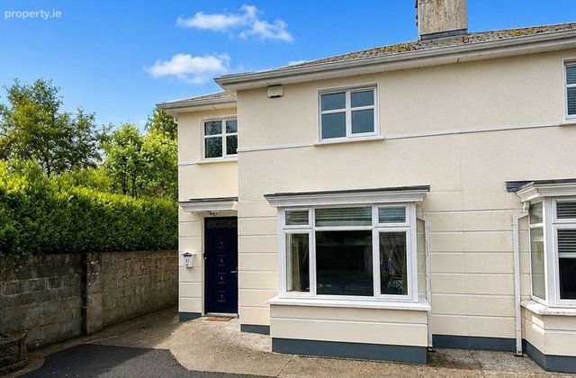 13 Tulach Na Corraige, Tullahill, Loughrea, Co. Galway - Click to view photos