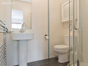 28 Sandyford Hall View, Sandyford, Dublin 18, Sandyford, Dublin 18 - Image 3
