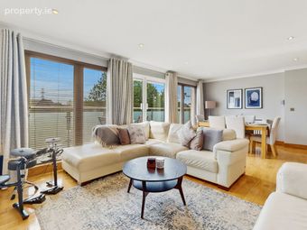 30 Delhurst Avenue, Ongar, Dublin 15 - Image 3