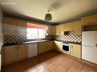 13 Ashford Court, Claremorris, Co. Mayo - Image 4
