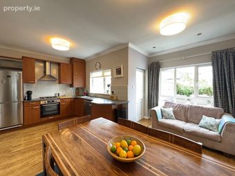 2 Marine Crescent, Blackrock Cove, Blackrock, Blackrock, Co. Louth - Image 4