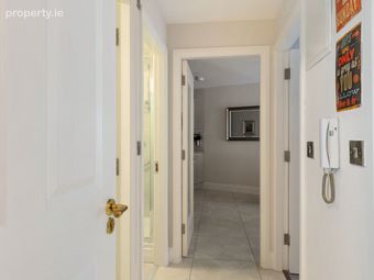Apartment 200, The Berkeley Block, Pembroke Square, Ballsbridge, Dublin 4 - Image 3