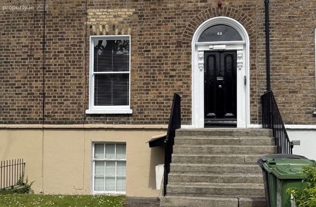 Flat 5, 49 North Circular Road, North Circular Road, Dublin 7 - Click to view photos