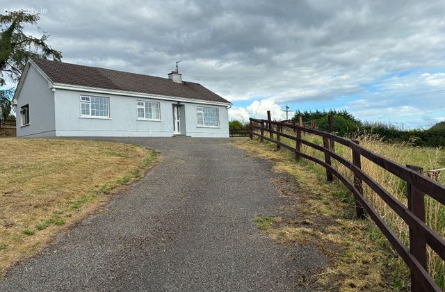 Knocknagillagh, Ballyjamesduff, Co. Cavan, New Inn, Co. Cavan - Click to view photos